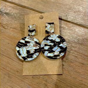 Black and gold earrings